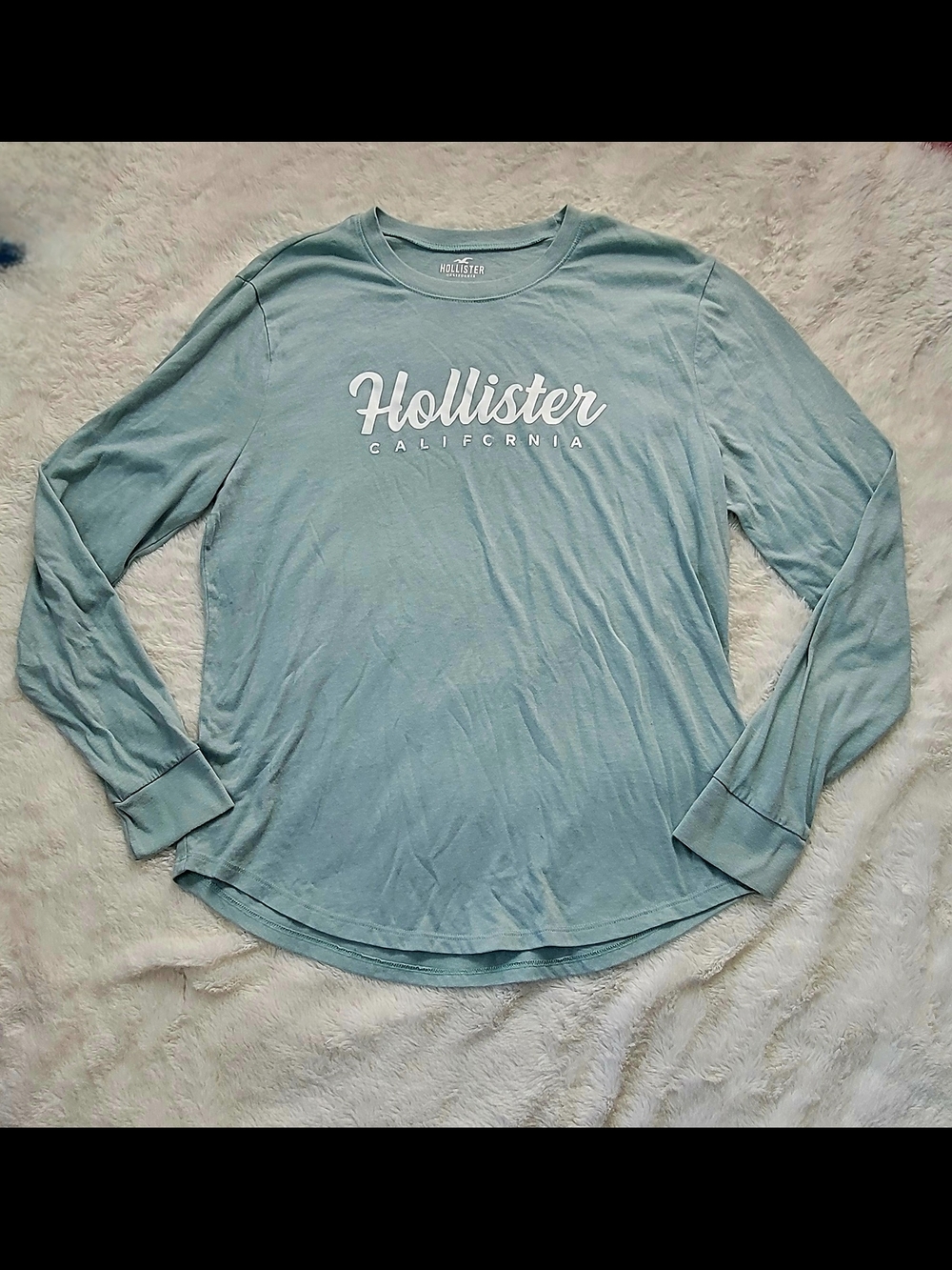 Hollister Women's Light Blue Long Sleeve Logo Tee
